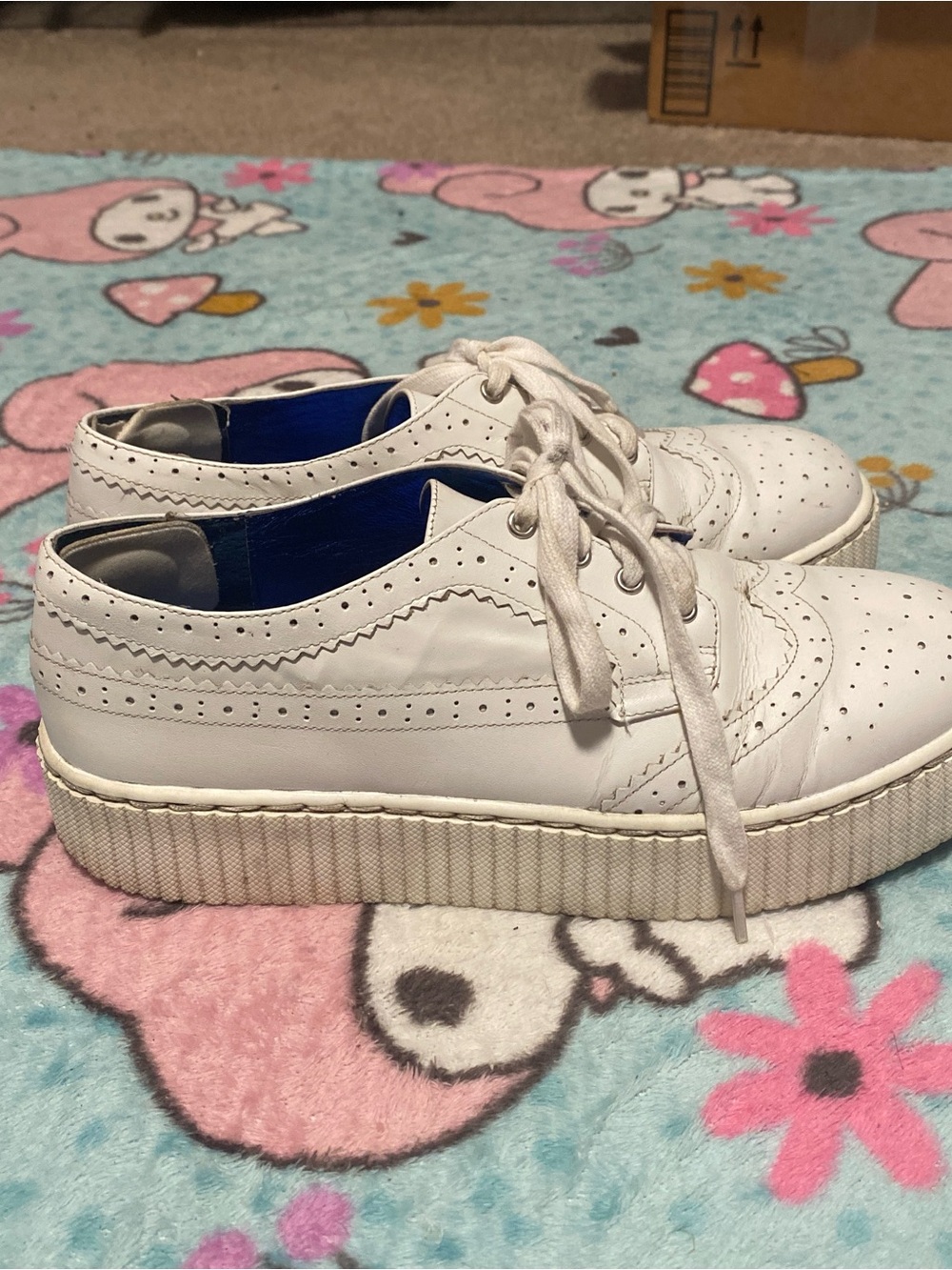 Shellys London White Platform Lace-Up Oxford Shoes